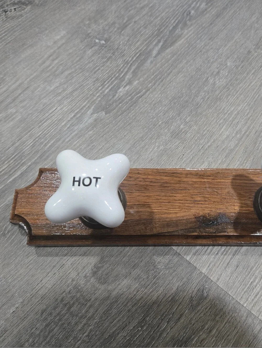 Vintage White 'Hot' and 'Cold' Ceramic Tap Knob Wall Decor